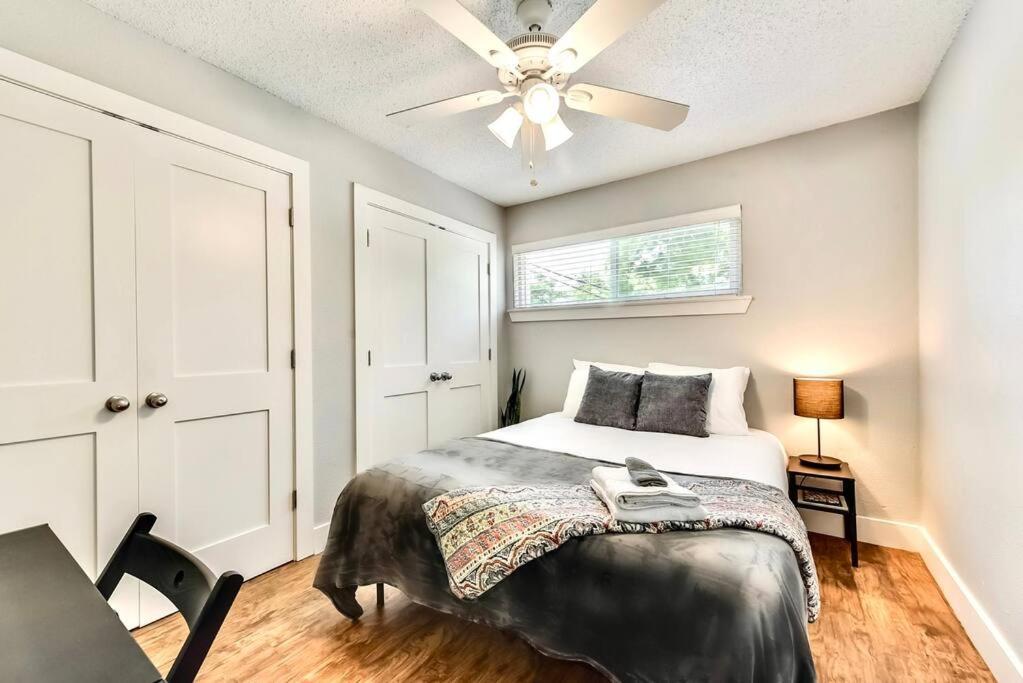 Bright And Cheerful Flat, Near Fair Park Apartment Dallas Exterior photo